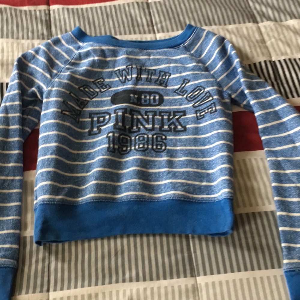 Vs crop sweatshirt